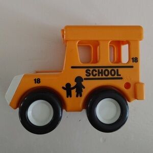 Vintage 1987 Tonka Yellow School Bus Toy Vehicle Chunky 5" Clicking Wheel
